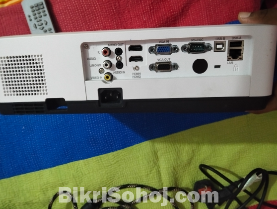 Projector Boxlight ALX-402